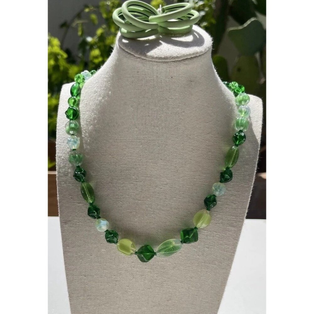 Vintage Gripoix Glass Bead Melon Bead Necklace Green Glass Bead Necklace Set 25”